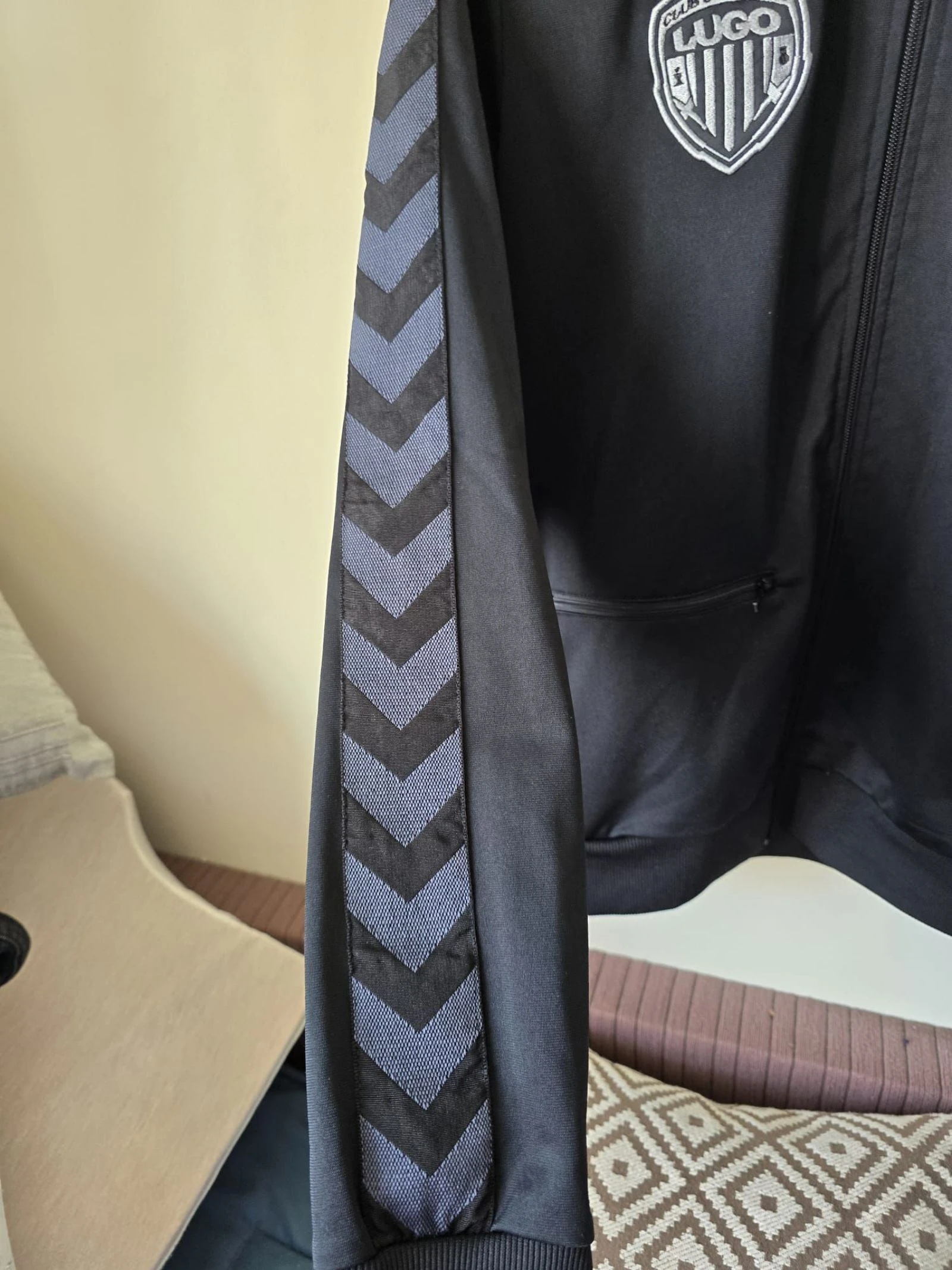 Chaqueta Himno/Prematch CD Lugo Hummel 17/18 - Talla L – photo 18